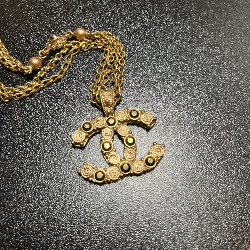 CHANEL Gold Floral Embellished Necklace